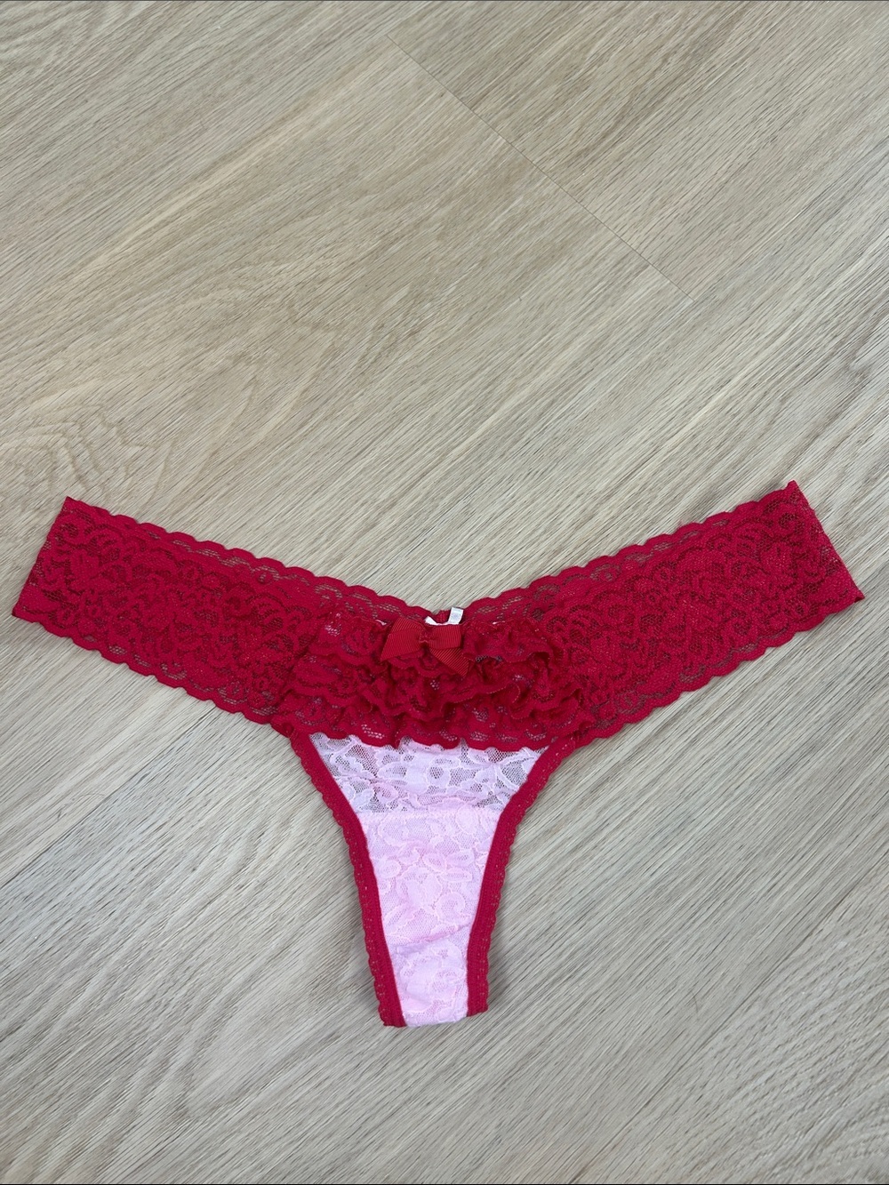 2000’s Y2K Vintage The Lacie Victorias Secret Lace Thong Panty OS